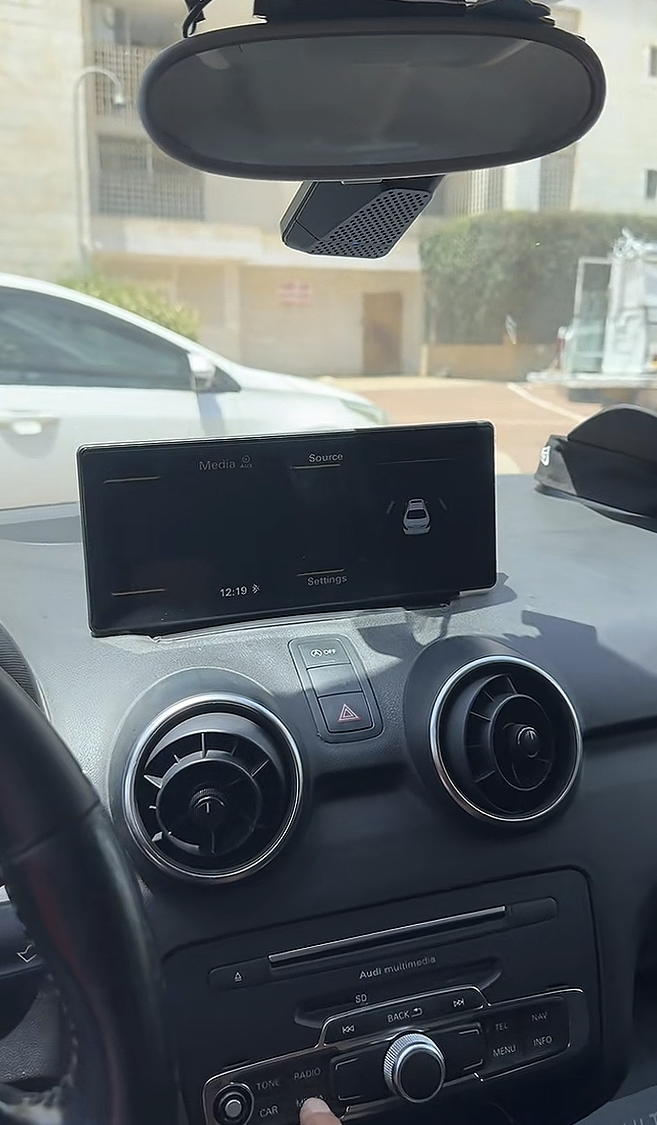 תמונת התקנה באאודי A1 2010-2018 מסך 10.25 אינץ