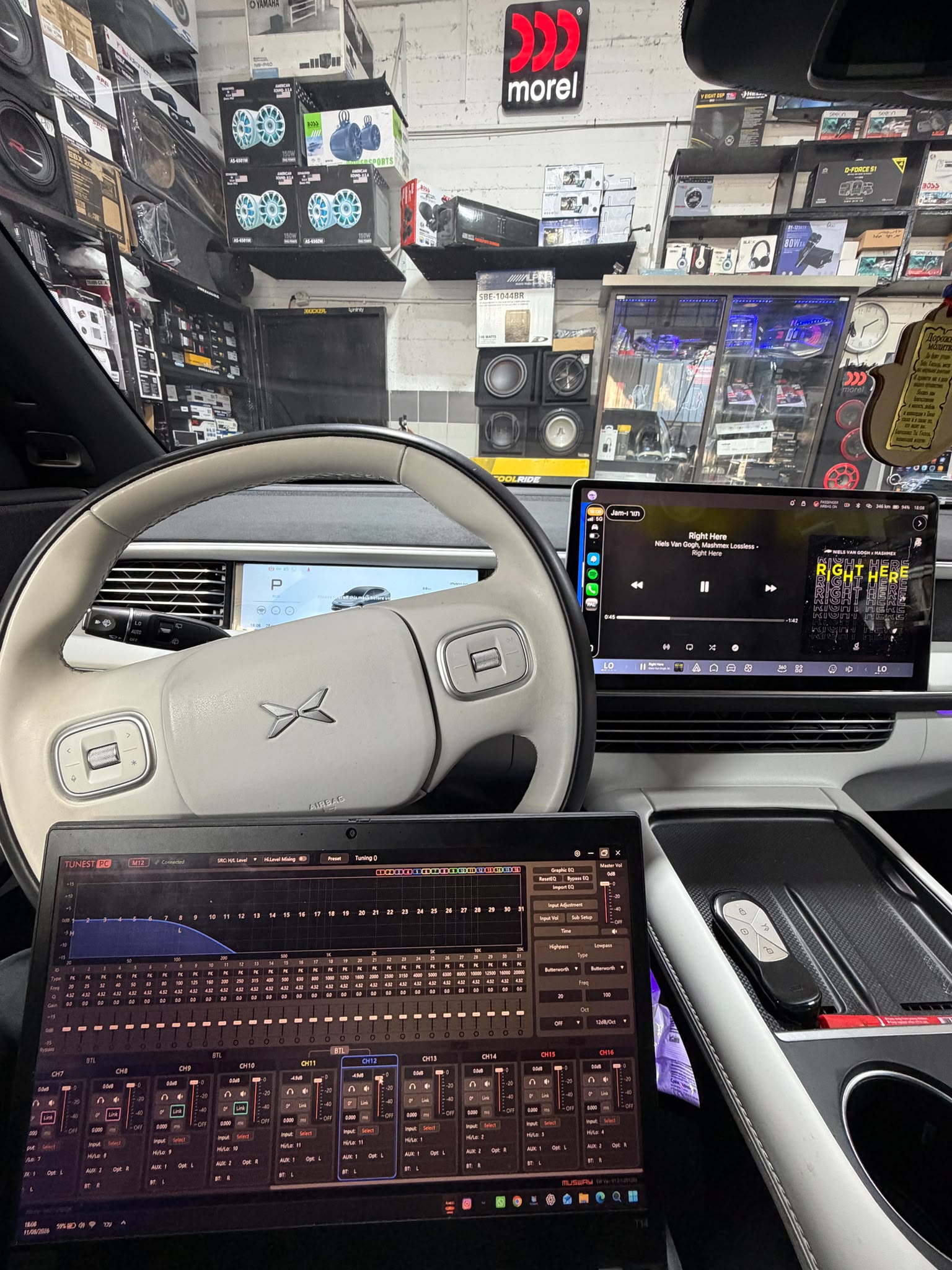 תמונות התקנת מגבר MUSWAY M12 באקספנג G6 AWD Performance 2026
