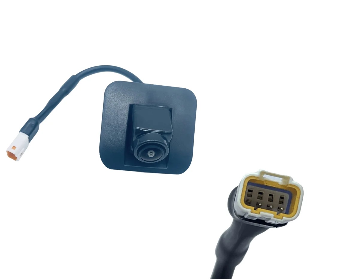 מצלמת רוורס תואמת מקור ל־Geely Atlas I (2016–2022) — 01732647