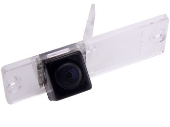 מצלמת רוורס ל־Mitsubishi Pajero Sport I (1996–2009) עם קווי חניה דינמיים