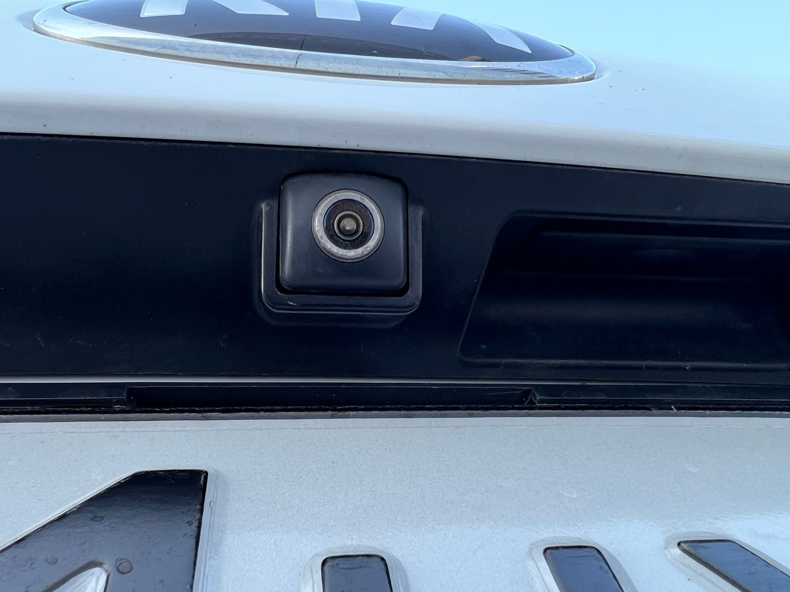 מצלמת רוורס תואמת מקור ל־Kia Ceed JD (2012–2018) — סטיישן — HD 1280x768